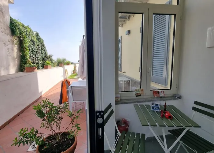 アパート Casa Giulia Vesuvio Posillipo ナポリ
